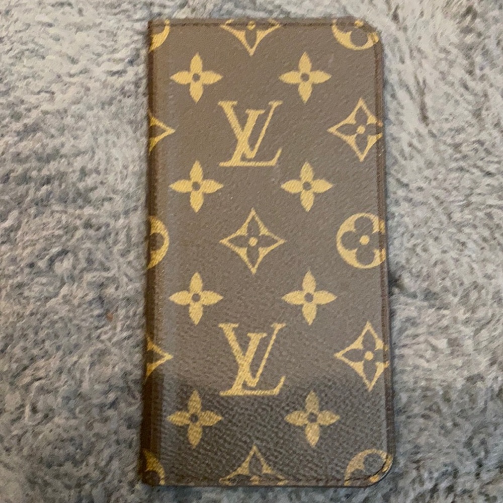 Authentic Louis Vuitton Phone Case 6 Plus